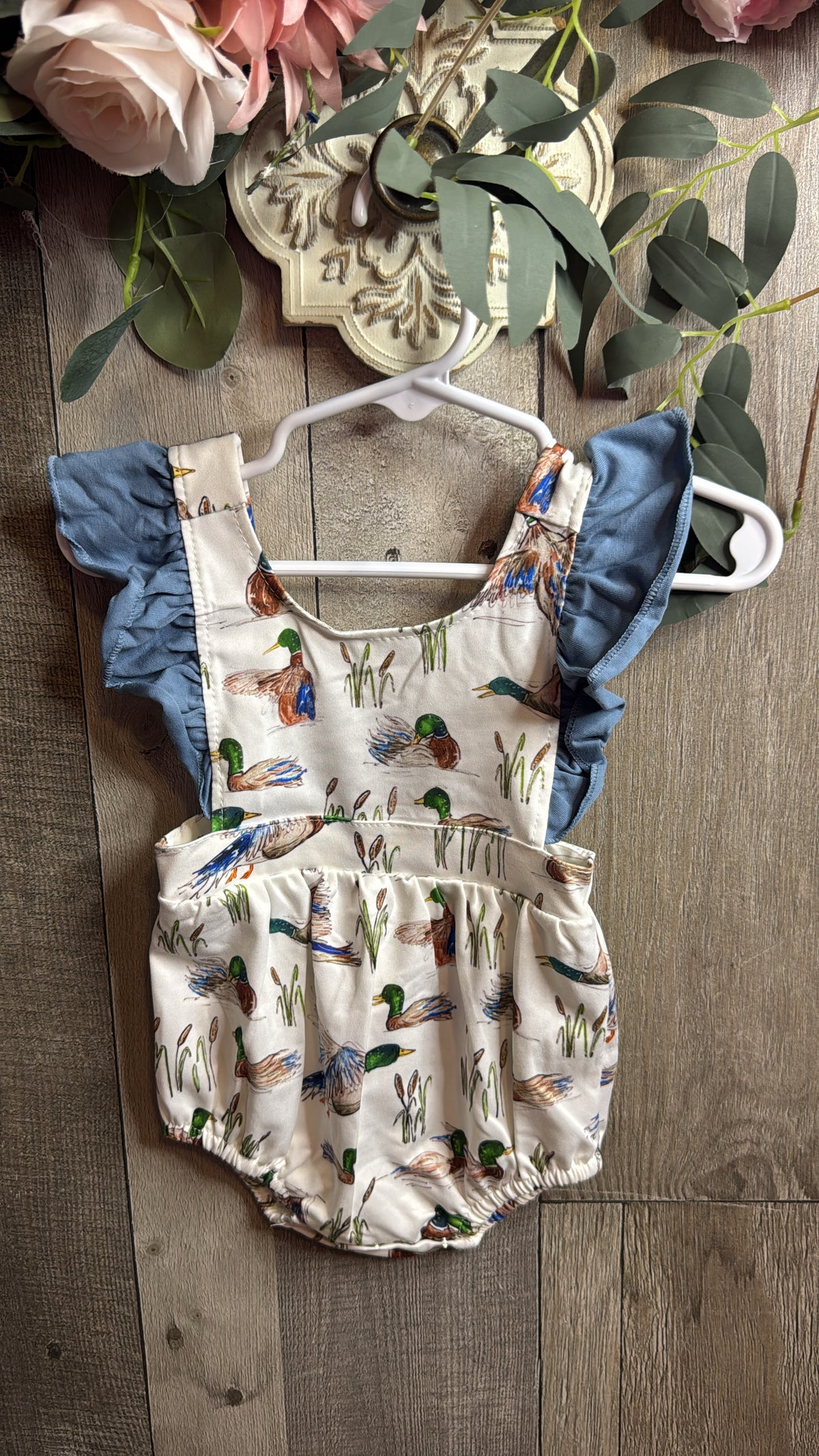 Ruffle Sleeve Mallard Bubble